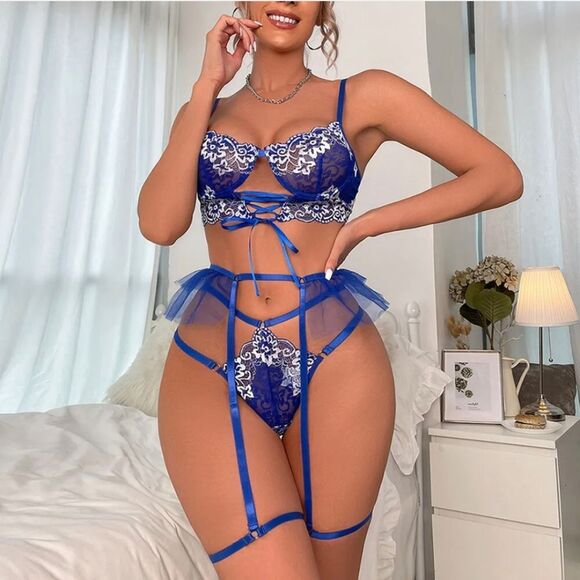 2025 New Sexy Women Embroidery Lingerie Bra Set Lace Strap Babydoll with Garter - Picture 3 of 10